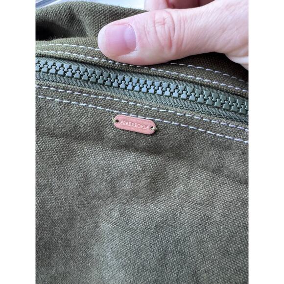 Free People Canvas Green Oversized Patchwork Tote NWT - Picture 2 of 5